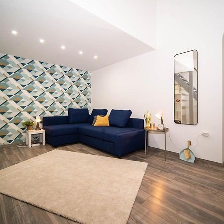 Free Parking! Linden Apartment, Ac, Smart Tv, Wifi Budapeste Exterior foto